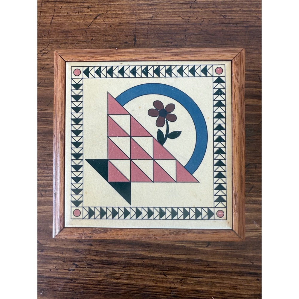 Tennessee Wood Crafters American Quilt Pattern Basket Tile Wooden Trinket Box